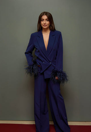 Tailleur Andy Blue piume su maniche