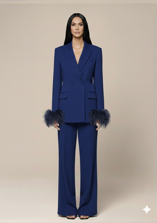 Tailleur Andy Blue piume su maniche